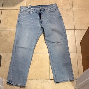 Levi's Men's Classic Light Blue Straight Jeans